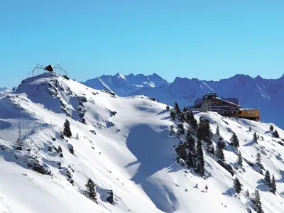 Stylish Flats in Uderns near Ski Lifts im Winter