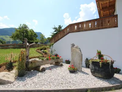 Ein Garten an der Unterkunft Apartment Gasteighof-6 by Interhome