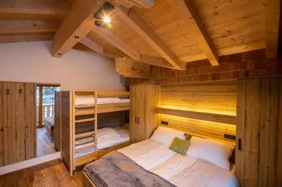 Ein Bett oder Betten in einem Zimmer der Unterkunft Falkensteinalm Top 1