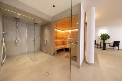 Ein Badezimmer in der Unterkunft Edelweisshaus Top 15