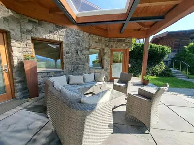 Ein Sitzbereich in der Unterkunft Apartment Resort Tirol Wildschönau 3 by Interhome