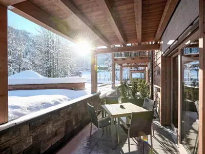 Ein Balkon oder eine Terrasse in der Unterkunft Apartment Resort Tirol Wildschönau by Interhome