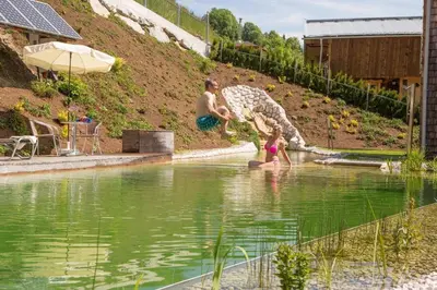 Gäste, die in der Unterkunft Bachgut, das Resort am Berg - Chalet 2 übernachten
