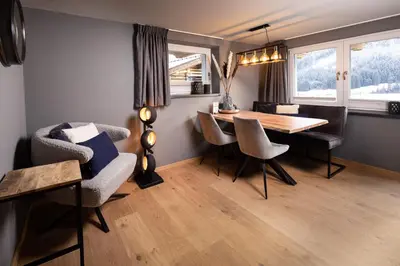 Ein Sitzbereich in der Unterkunft Schöneben Appartementen Big Family