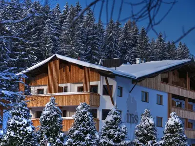 Apartment Aparthotel Iris-4 by Interhome im Winter