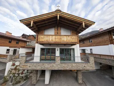 Das Gebäude in dem sich das Chalet befindet