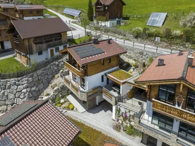 Das Gebäude in dem sich das Chalet befindet