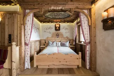 Ein Bett oder Betten in einem Zimmer der Unterkunft Romantiksuite