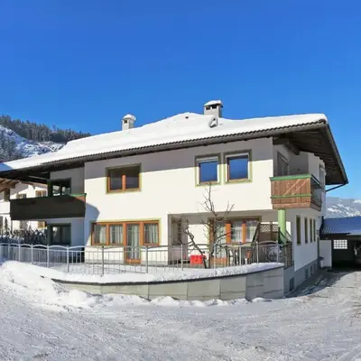 Apartment Kraftreich Apartments-2 by Interhome
