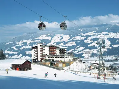 Spacious Holiday Home near Ski Area in Kaltenbach im Winter