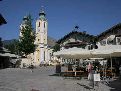 Ein Restaurant oder anderes Speiselokal in der Unterkunft Farmhouse in Hopfgarten near Ski Bus
