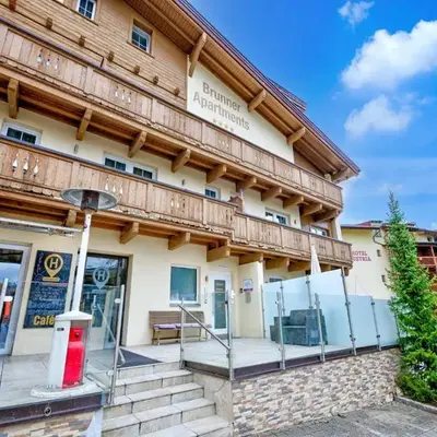 Ski-In Ski-Out Brunner Apartment Top 2