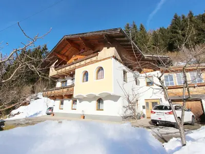 Apartment Zillertalblick by Interhome im Winter