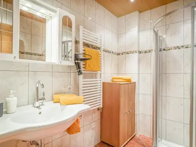 Ein Badezimmer in der Unterkunft Troadstadl Windaublick