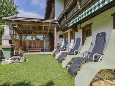 Ein Garten an der Unterkunft Weberhof Top 1-2