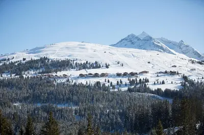 Ein allgemeiner Bergblick oder ein Berglick von der Ferienwohnung aus