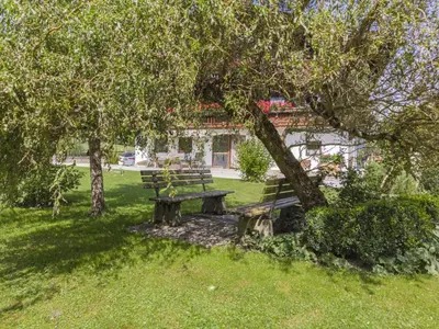 Ein Garten an der Unterkunft Hohe Salve L