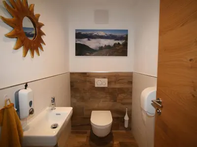 Ein Badezimmer in der Unterkunft Apartment Erzherzog's Apts-Zillertal Alpen Lodge by Interhome